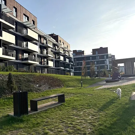 Apartment Ceglana Park Premium -2 Luksusowe Sypialnie, Parking , 80m2