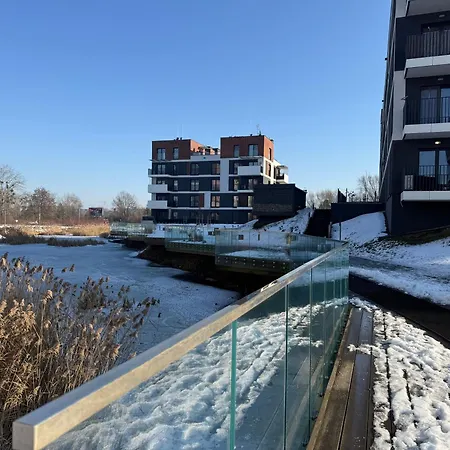 Apartment Ceglana Park Premium -2 Luksusowe Sypialnie, Parking , 80m2