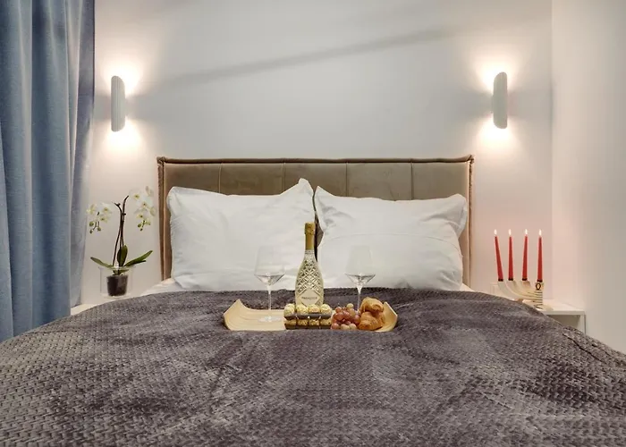 Ceglana Park Premium -2 Luksusowe Sypialnie, Parking , 80m2 Apartment