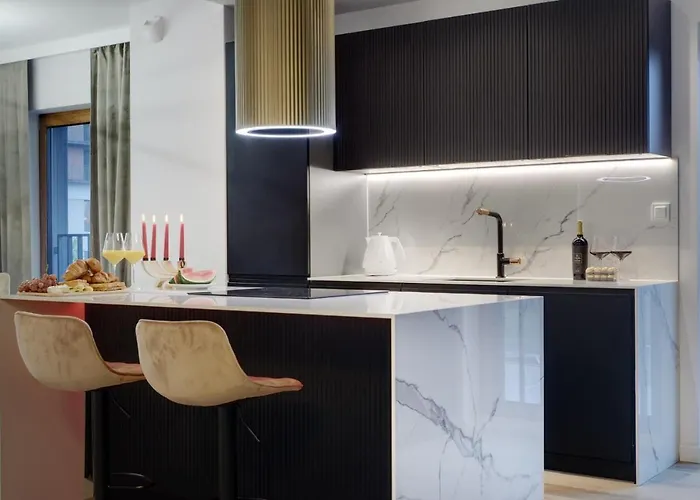 アパート Ceglana Park Premium -2 Luksusowe Sypialnie, Parking , 80m2 カトヴィツェ