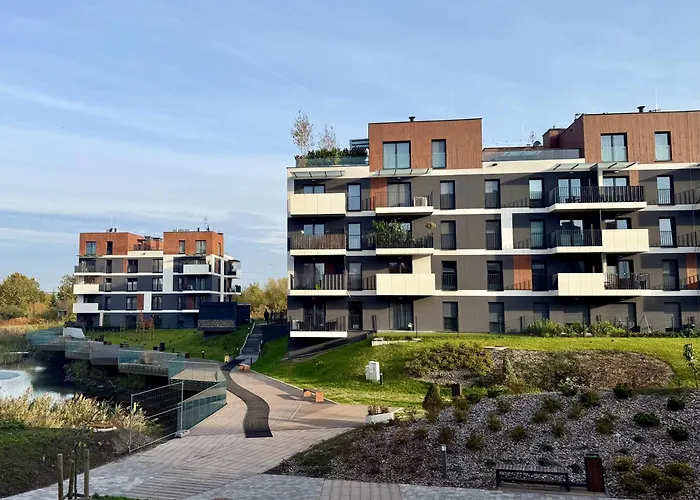 Apartment Ceglana Park Premium -2 Luksusowe Sypialnie, Parking , 80m2 *