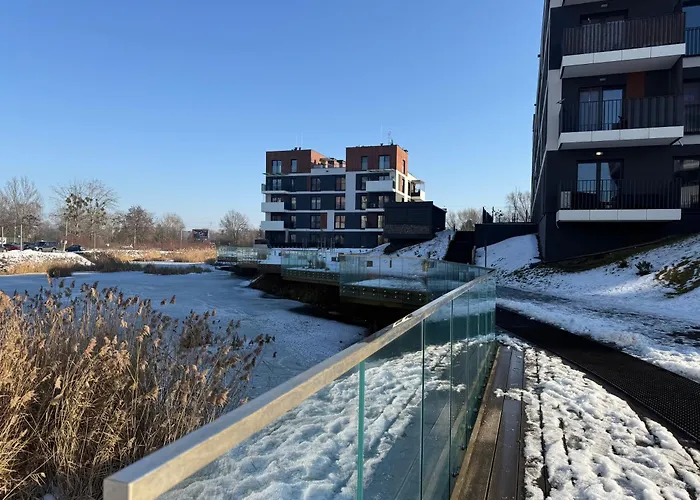 Apartment Ceglana Park Premium -2 Luksusowe Sypialnie, Parking , 80m2